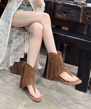 Fashion Tasseled Rivet Splicing Wedge Thong Sandals Apricot Suede