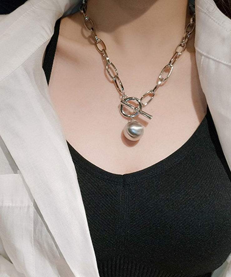 Loose Silk Metal Ball Pendant Necklace