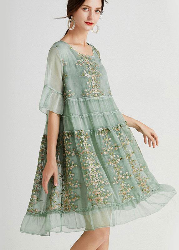 Art Green Embroideried O-Neck Loose Summer Flare Sleeve Dress - SooLinen